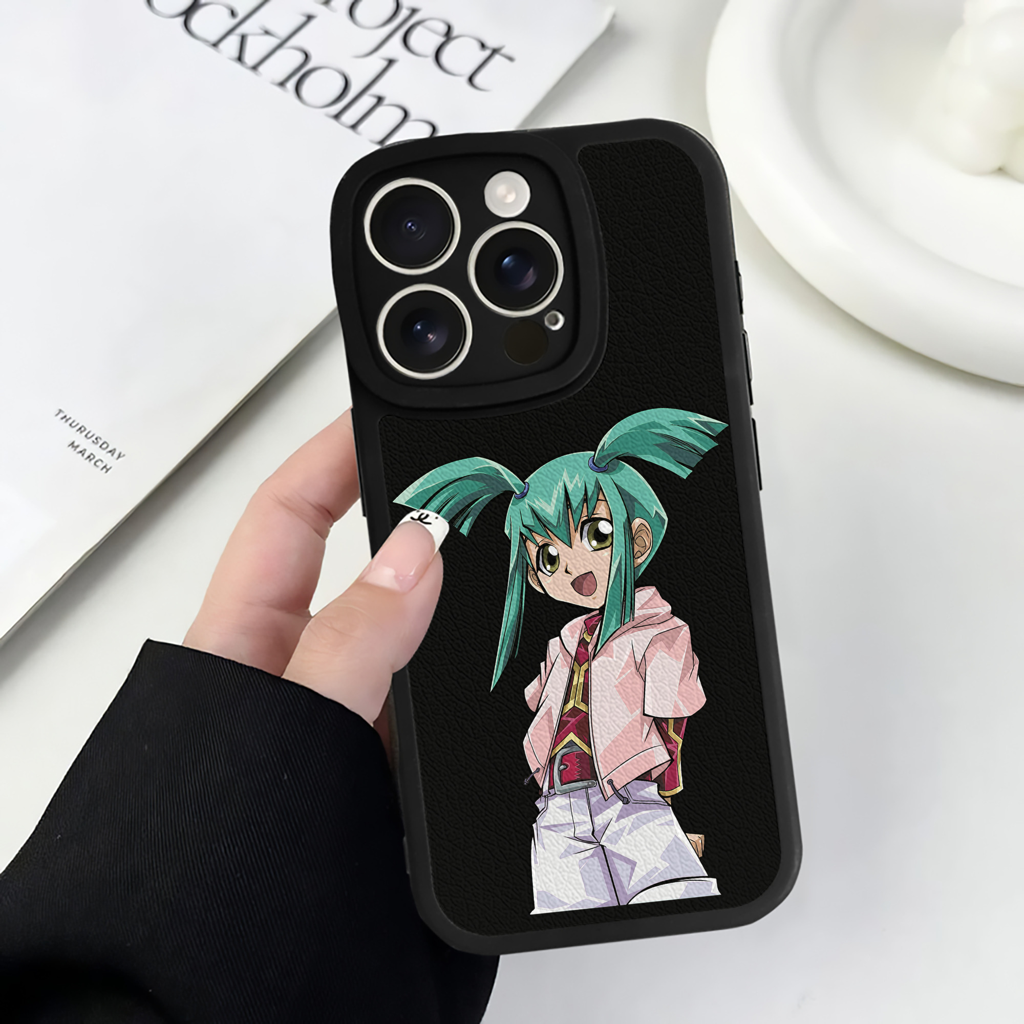 遊☆戯☆王 Yu-Gi-Oh! 【iPhone 16シリーズ対応】シリコンスマホケース（レザー調） 材質：シリコン
